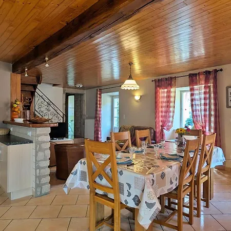Country house Chaleureux Avec Cheminee Pres Du Puy-en-velay, Ideal Pour Familles Et Sejours Professionnels - Fr-1-582-349 *