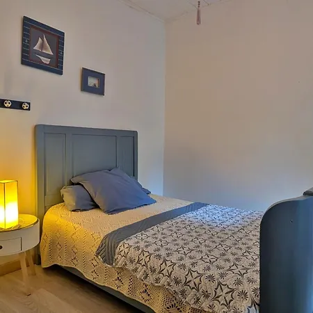 Chaleureux Avec Cheminee Pres Du Puy-en-velay, Ideal Pour Familles Et Sejours Professionnels - Fr-1-582-349 * Saint-Germain-Laprade